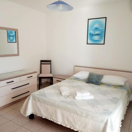 Apartment Luna Tribunj Трибунь Екстер'єр фото