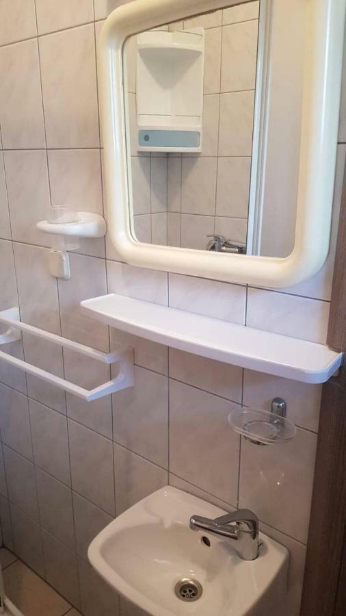 Apartment Luna Tribunj Трибунь Екстер'єр фото