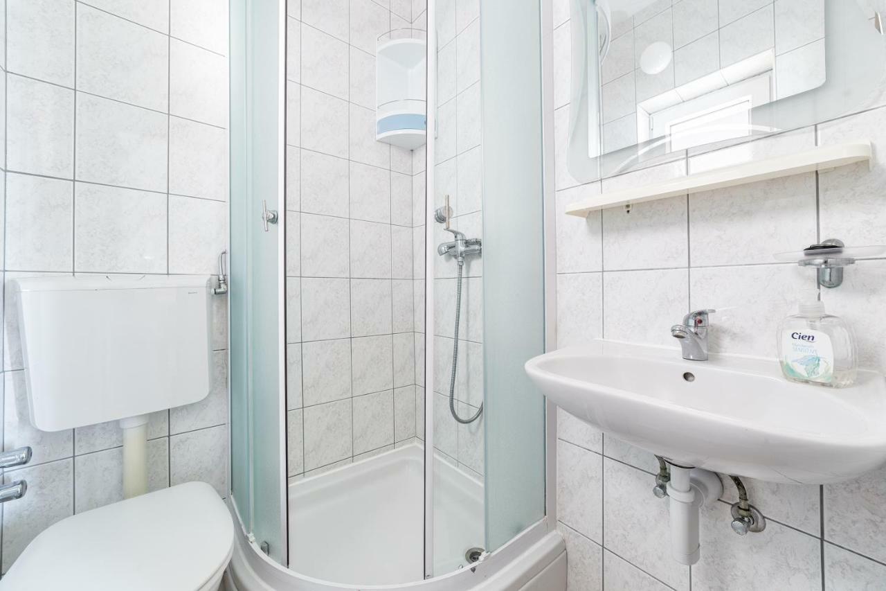 Apartment Luna Tribunj Трибунь Екстер'єр фото