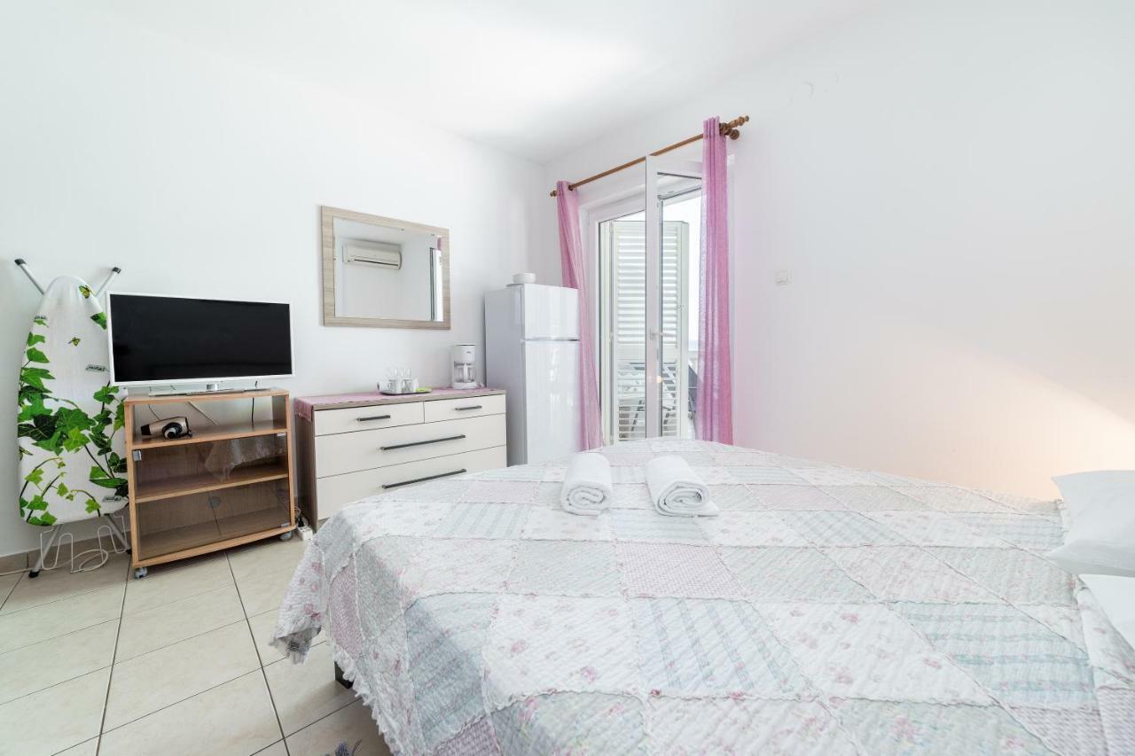 Apartment Luna Tribunj Трибунь Екстер'єр фото